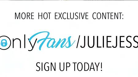 Молодуха проглотила комшот полностью удовлетворённого бойфренда