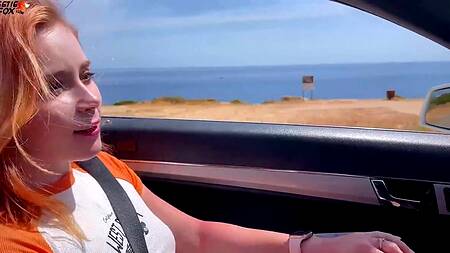 Рыжая попутчика отдалась в кабриолете хуястому водителю