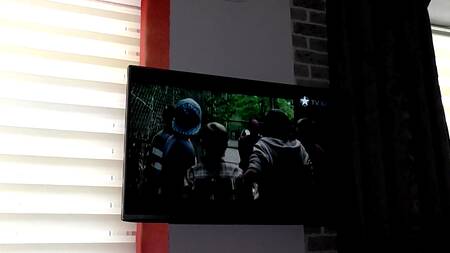 Русская краля показывает от первого лица на сколько она хороша на члене