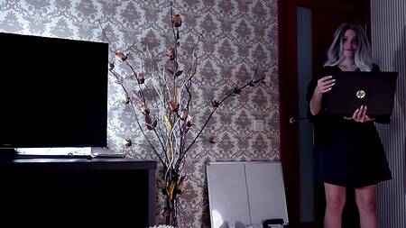 Русская сестричка сама виновата в том что брат вставил в нее член