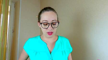 За хорошую отметку в зачетке пришлось поработать большим членом