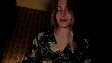 Блонда скрасила выходной незабываемым сексом в разных позах