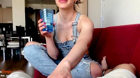 Кончил в рот подруге во время очень приятного орального секса