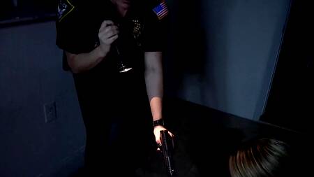 Негр избежал наказание оприходовав двух сучек в полицейской форме