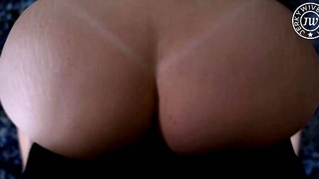 Отлично удовлетворил свою пышногрудую подружку