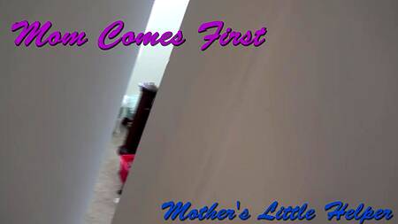 Мастурбирующая зрелая барышня попросила мужика войти в нее членом