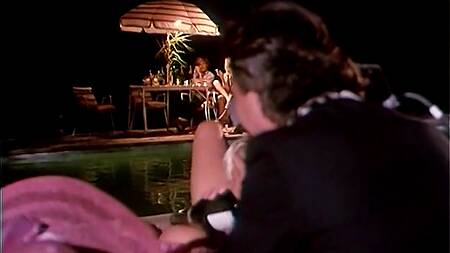 Фильм: Dans la chaleur de St-Tropez (1981)