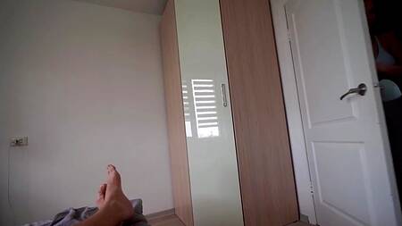 Снял на телефон как опытная в сексе краля балдеет от большого члена