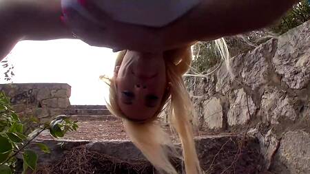 Фитоняша продолжила тренировку на члене подкатившего ухажера