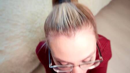 Не отпустил на работу девушку начав ее страстно драть сзади