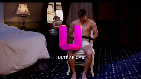 Роскошная сучка доминирует над парнем во время анального секса