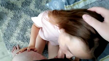 Русское хоум порно от первого лица с хорошенькой малышкой