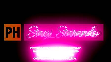 Жопастая обмазалась массажным маслом и попросила  парня отжарить её по новому