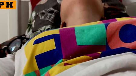 Поругалась с парнем? Не беда, куни сделает сосед по общаге!