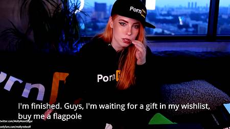 Рыжеволосая краля показывает мастерство орального секса