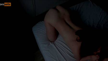 Русская парочка поделилась снятым любительским порно от первого лица