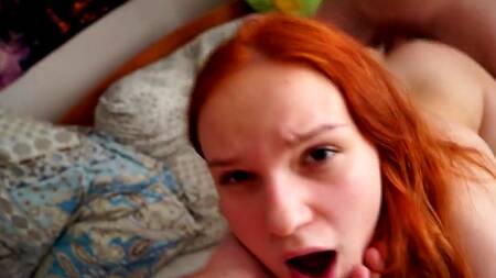 Рыжая бестия дала себя драть в два члена заслужив море спермы