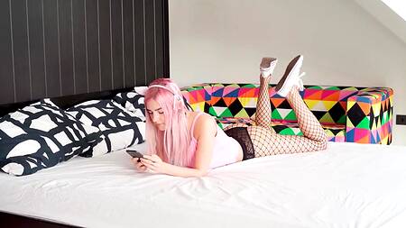 Русская парочка снимает улетное порно с разных ракурсов