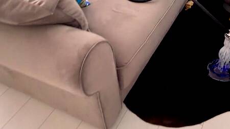 Вызвал малышку из фирмы по клинингу и отшлёпал её по сочной попе на 04:27. Дал горничной полизать свои яйца, а сам обкончал мощным камшотом её шею на 08:00; дал слизнуть последние капли спермы с члена на 08:22   Модель:Kisankanna  Категория: русское