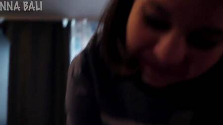 Сводная сестричка захотела пошалить с членом русского братишки