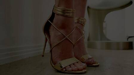 Сделал анилингус и страстно отодрал в попу длинноногую нимфу