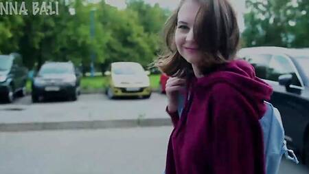 Русский пацан раскрутил студентку на секс за помощь в математике