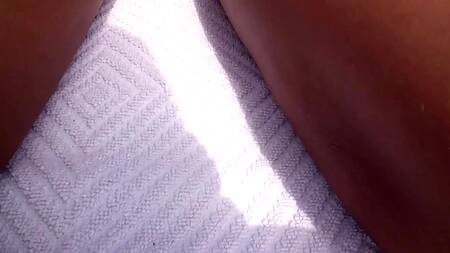 Загорелая рыжая девушка исполняет желания скушенного любовника