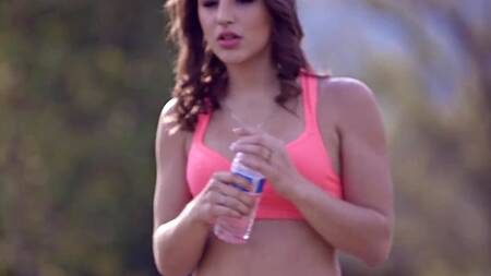 Долгий безупречный секс зрелого мужика с жопастой телочкой