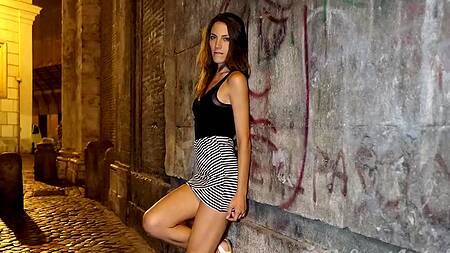 Возбуждённые туристы решили потрахаться в дешевом отеле