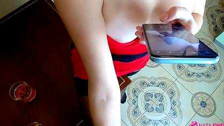 Выпившая телочка не смогла отказать мужчине в удовольствии