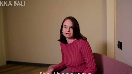 Няшная девушка согласилась поучаствовать на порно кастинге ради денег