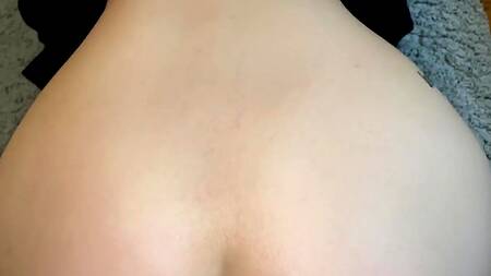 Подбодрил расстроенную подругу трханув и накормив спермой от первого лица