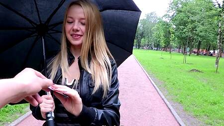 Фальшивый кастинг чтобы оттрахать русскую милашку с классной грудью