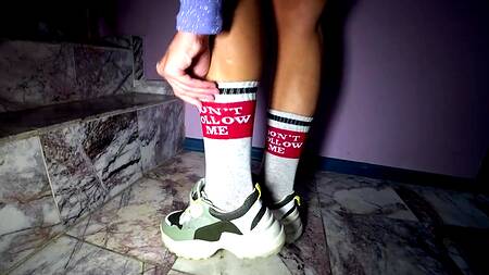 Накончал в анал русской малышке после медленного секса в ванной