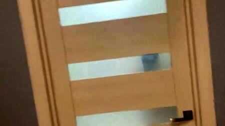 Рыжая куколка на карантине соскучилась по крепкому члену любимого парня