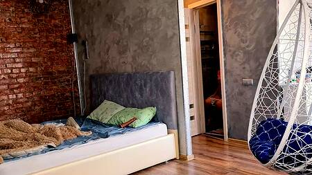 Курьер оттрахал раком бывшую жопастую подружку, которая заказала пиццу и секс