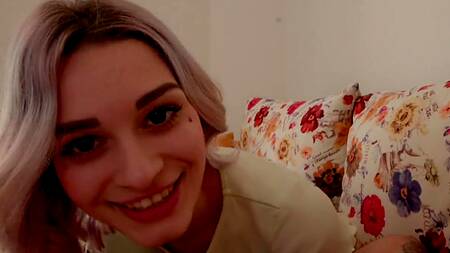 Накормил русскую сучку спермой на завтрак после сочного отсоса с сексом