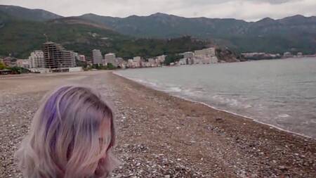 Брошенная малышка разрешила трахнуть анальную дырочку едва знакомому парню