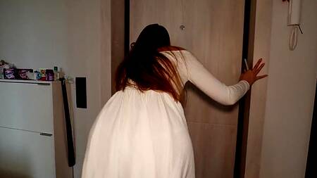 Приукрасил спермой красивую попку русской телочки с сайта знакомств