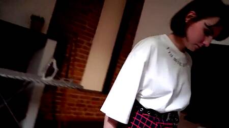 Приличная компания — говорили они, а у них работницы без трусов  Модель:Darcy Dark Автор:Nashidni Серия:Уборка С Darcy Dark  Категория: русское