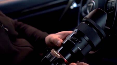 Пьяная московская девушка захотела отсосать в машине вместо фотосессии