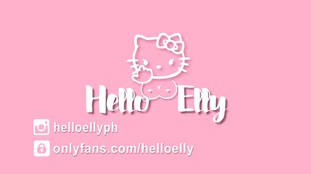 Незаконно трахнул раком подружку с красивой попкой, которая застряла  под креслом