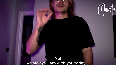 Стеснительная рыжая соседка предлагает поиграть с ее новыми секс игрушками и гладкой киской