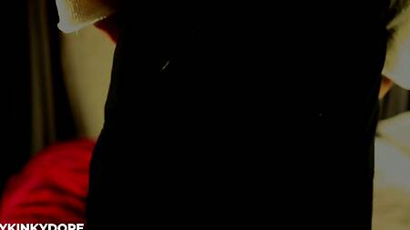 Жаркую блондинку грубо оттрахали раком и воспользовались ртом для глубокого минета