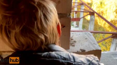 Грудастая русская милфа согласна трахаться с таксистом в качестве оплаты проезда