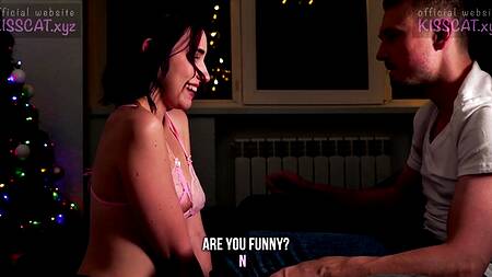 Неопытная крошка учится сосать и трахаться с лучшим другом ради нового бойфренда