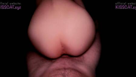 Дерзко выебал худенькую студентку за то, что смотрела порнушку и мастурбировала