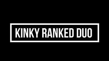 Блондинка с большой жопой раздвигает очко перед бойфрендом и его толстым членом