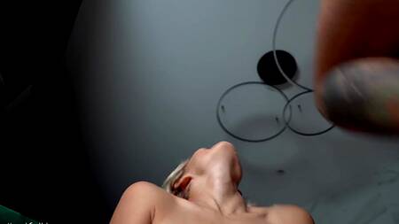 Засадил грудастой блондинке по самые гланды член после классной порки раком