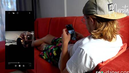 Отыскал жаркую рыжую шлюшку с пухлыми губками на сайте знакомств для быстрого секса